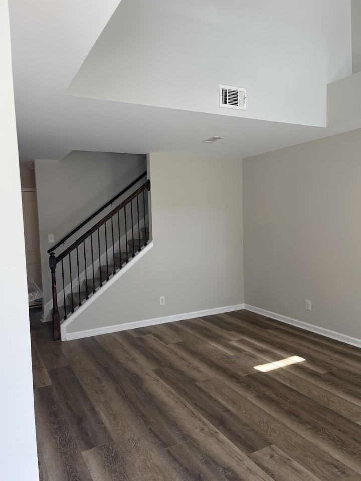 5321 Bayou Dr - Photo 6 of 25
