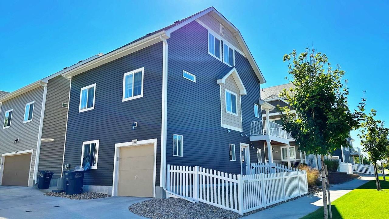5380 Argonne St - Photo 2 of 25
