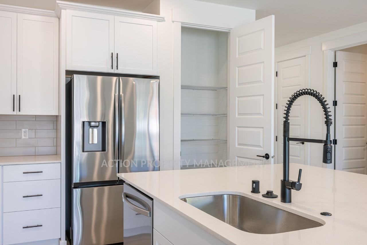 624 Sunbeam Pl - Photo 6 of 25