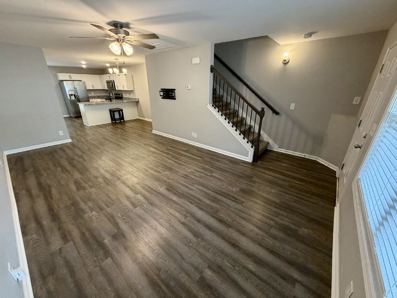 264 Woodland Valley Ln - Photo 2 of 33