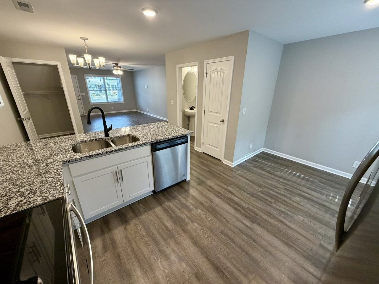 264 Woodland Valley Ln - Photo 6 of 33