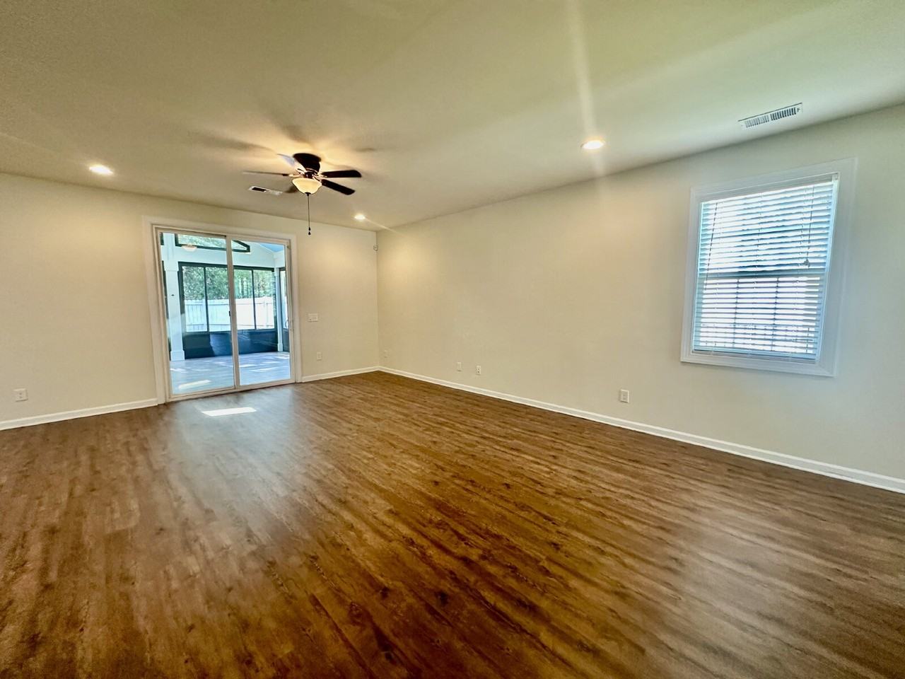 22 Clayton Ct - Photo 6 of 38