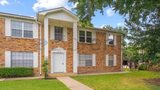 7221 Beechnut St #D - Photo 1 of 1