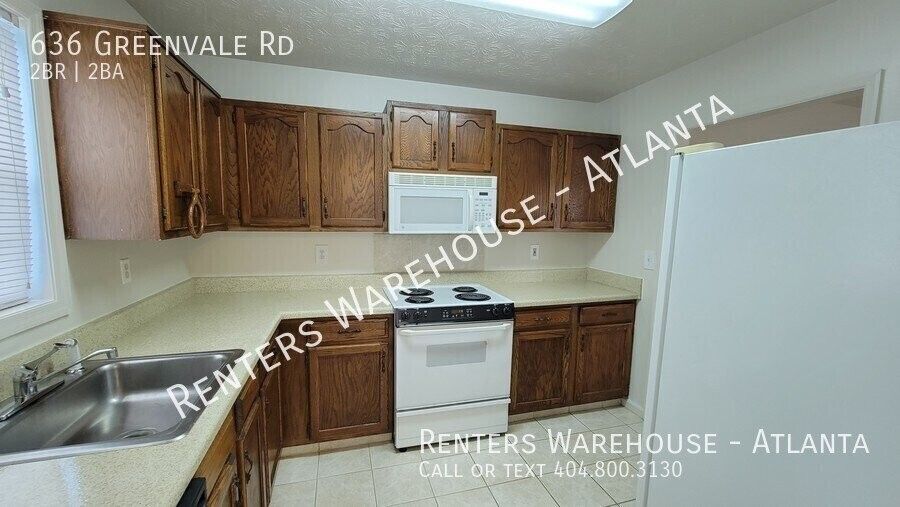 636 Greenvale Rd - Photo 5 of 20