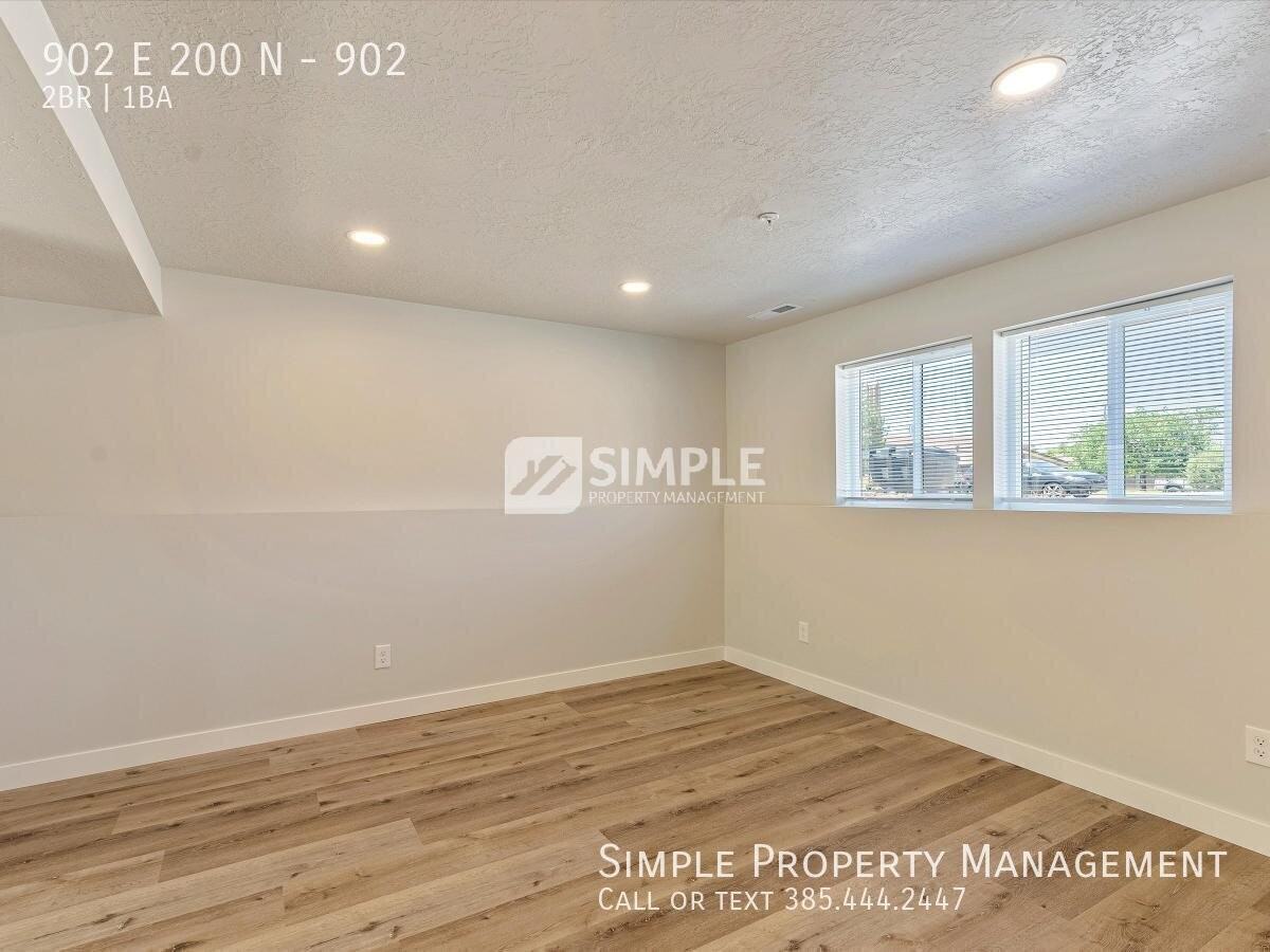 902 E 200 N #902 - Photo 5 of 29