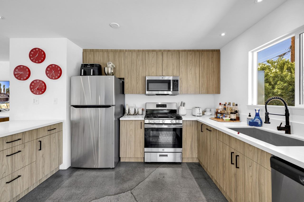 2357 N Viminal Rd #NA - Photo 4 of 37