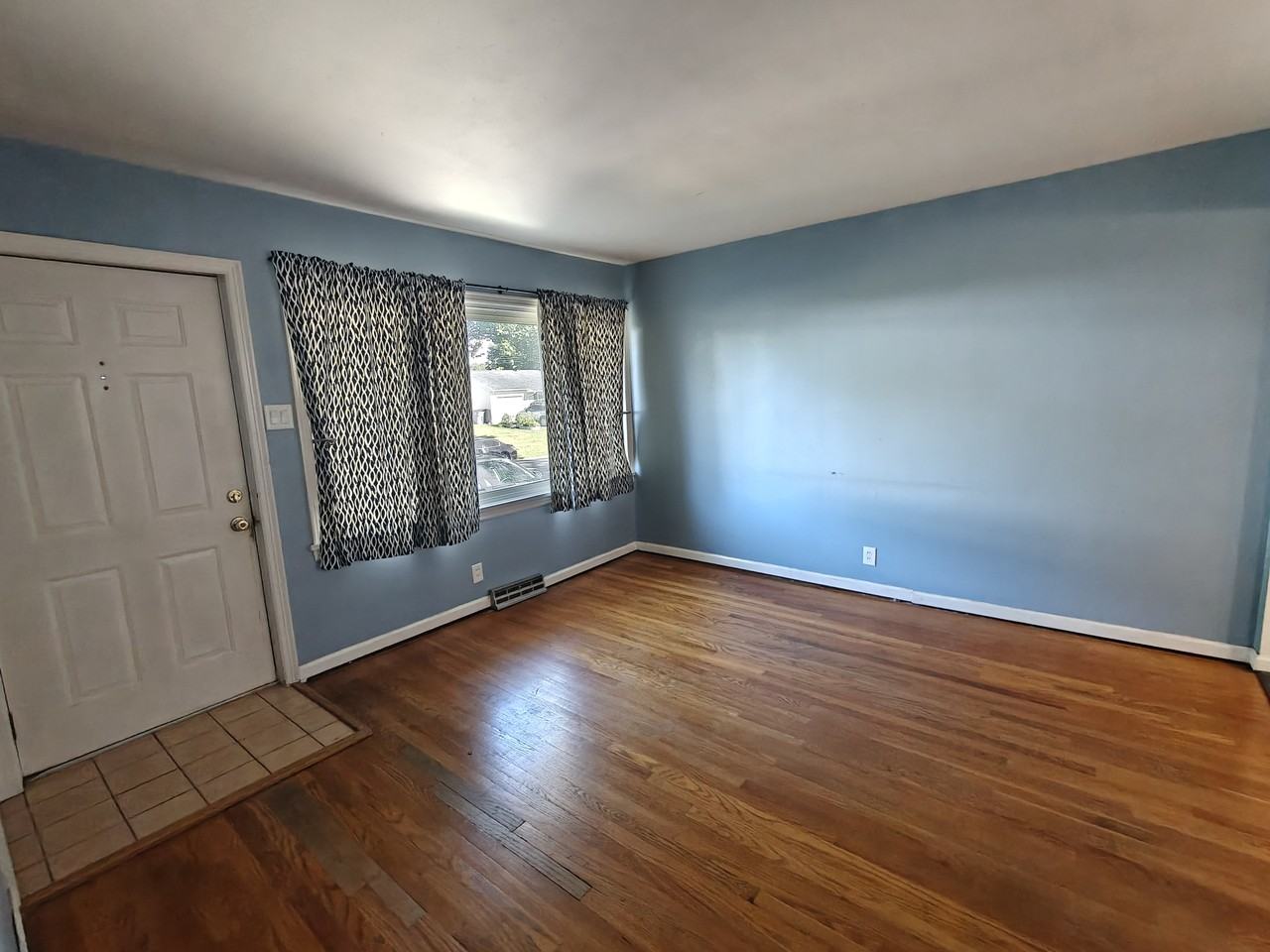 114 Sue Ln #NA - Photo 2 of 8