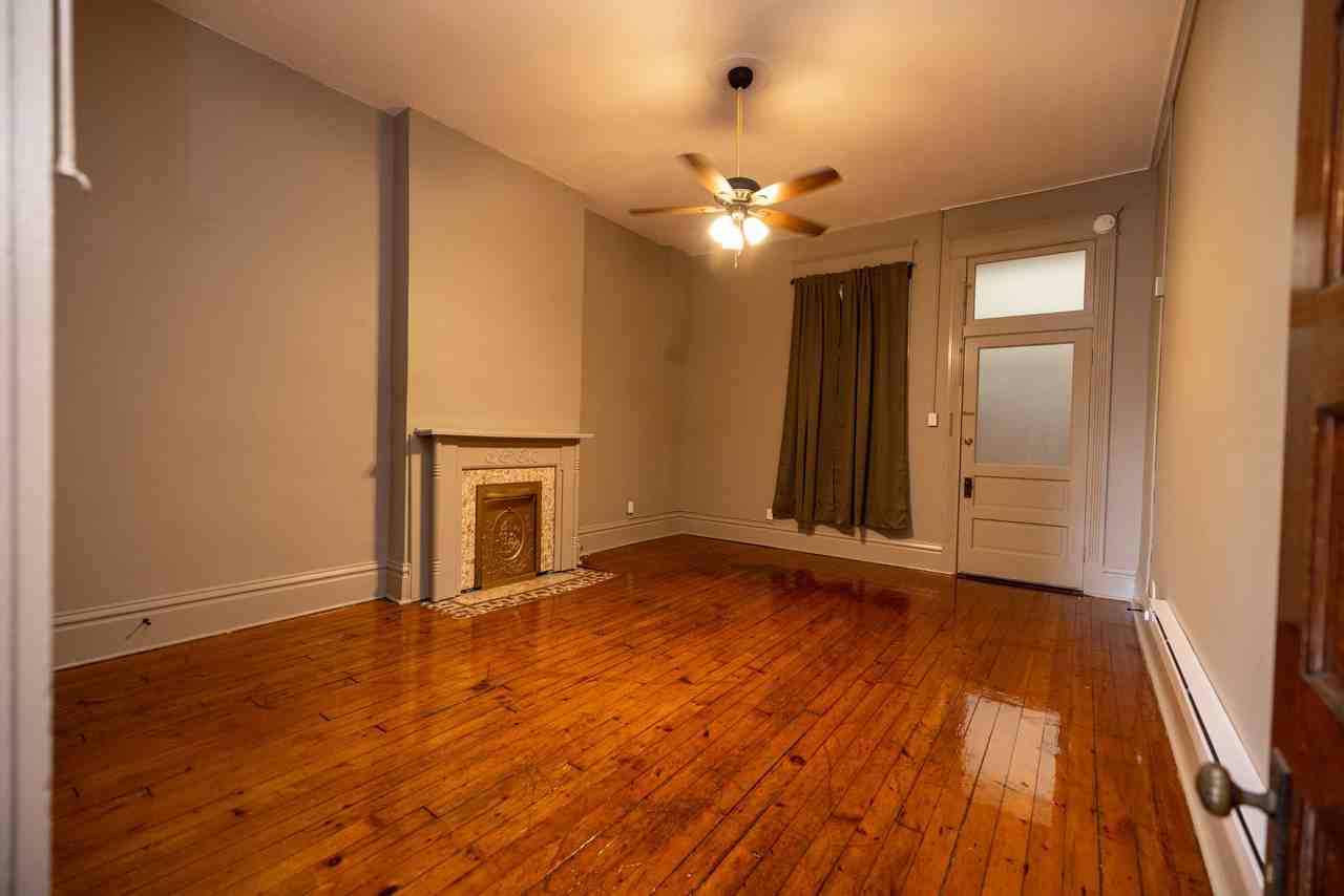 641 Wheeling Ave #A - Photo 6 of 22