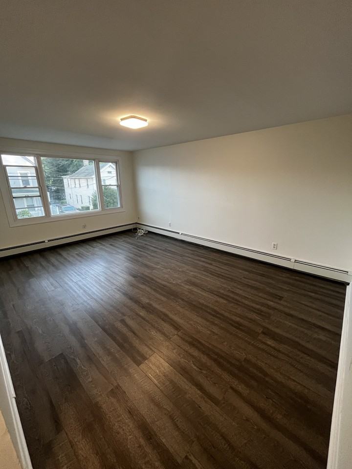 11 Wharton St - Photo 4 of 10