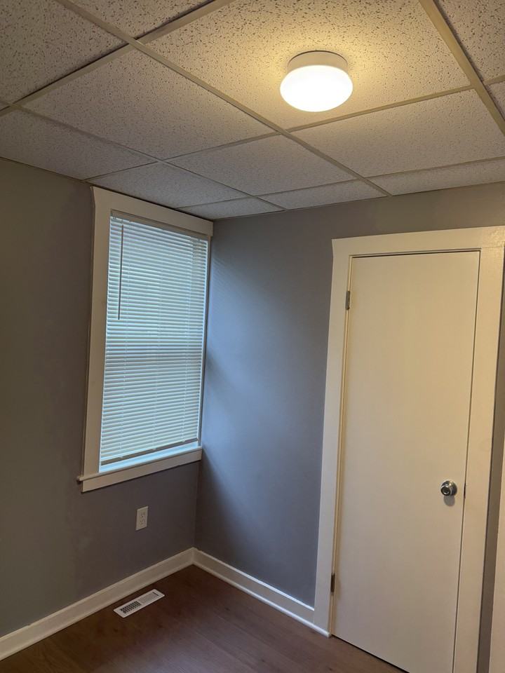 67 Foster St #1stFL - Photo 2 of 11