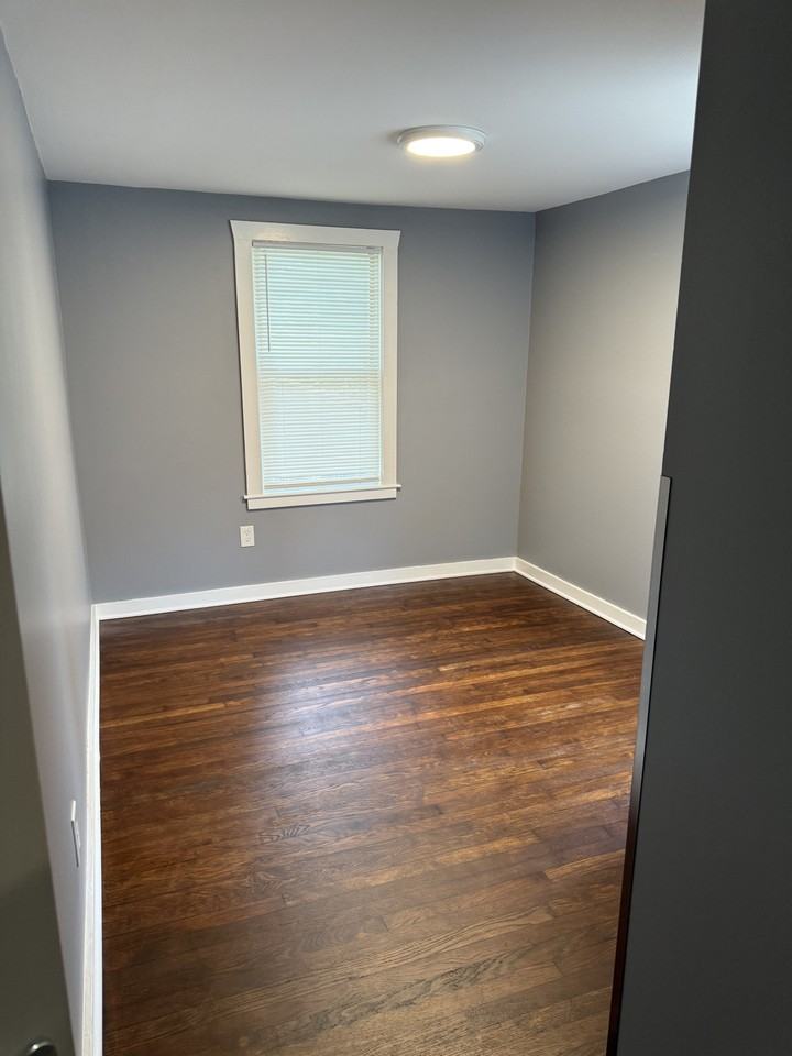 67 Foster St #1stFL - Photo 7 of 11