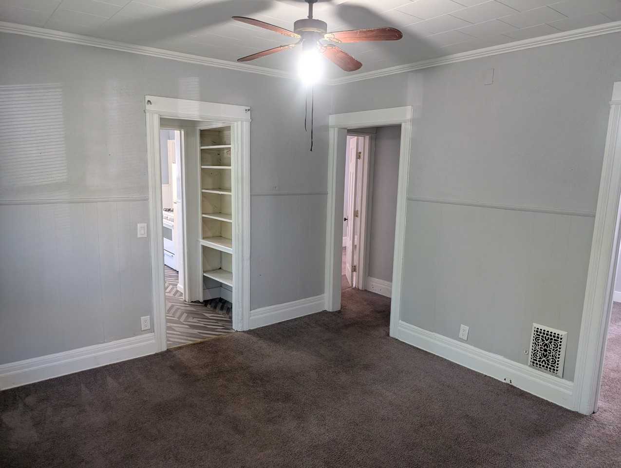673 Dewey Ave #673 - Photo 2 of 8