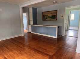 featured image of 136 Lakeside Dr S
