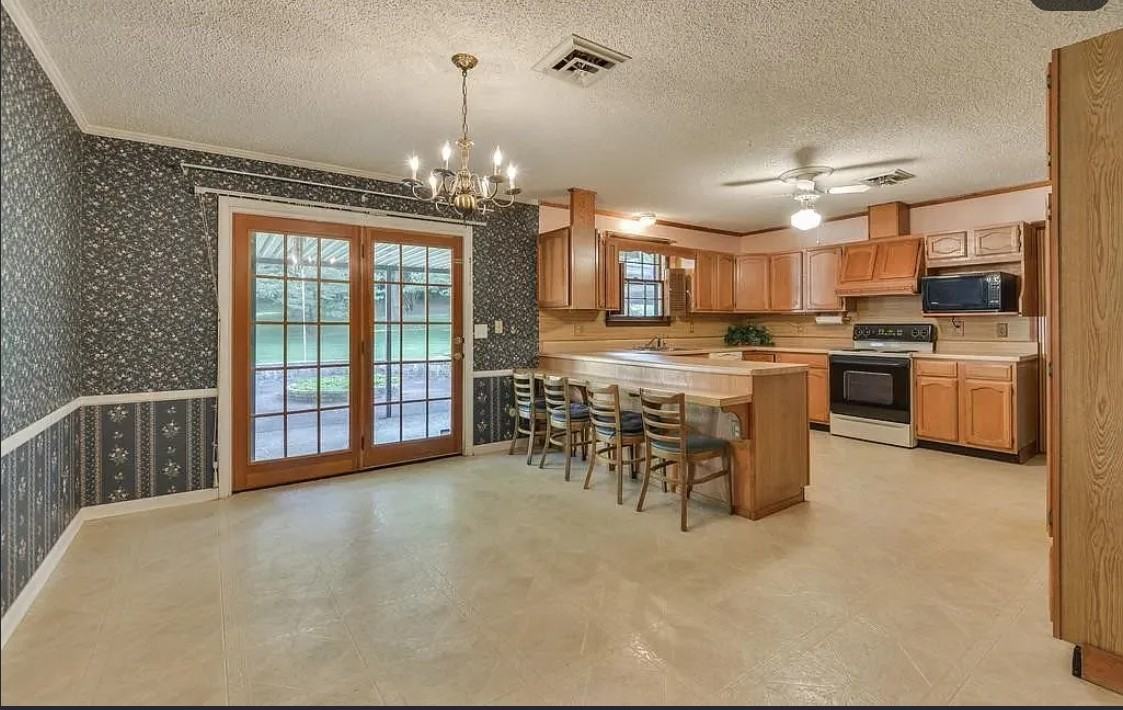 612 Oakwood Ter #NA - Photo 2 of 3
