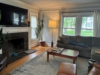 614 Greenwood Ave Se #NA - Photo 2 of 3