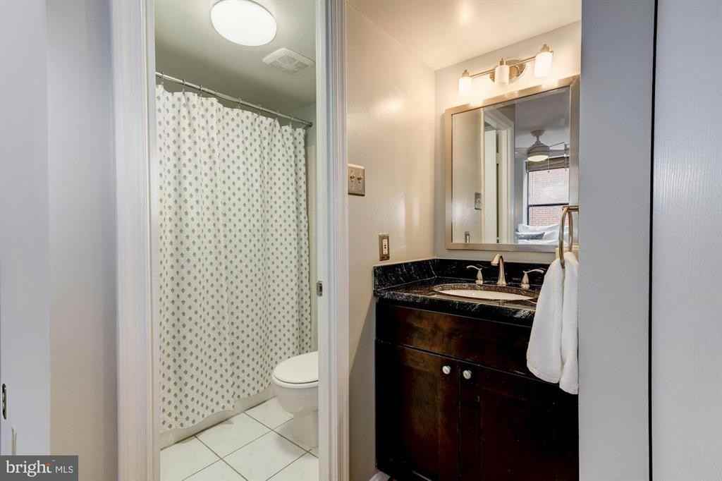 1438 Meridian Pl Nw - Photo 6 of 13