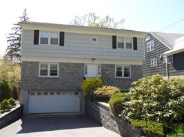 featured image of 219 S Barry Ave #1