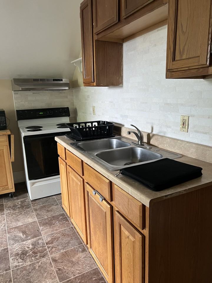 342 Cherry St - Photo 5 of 21