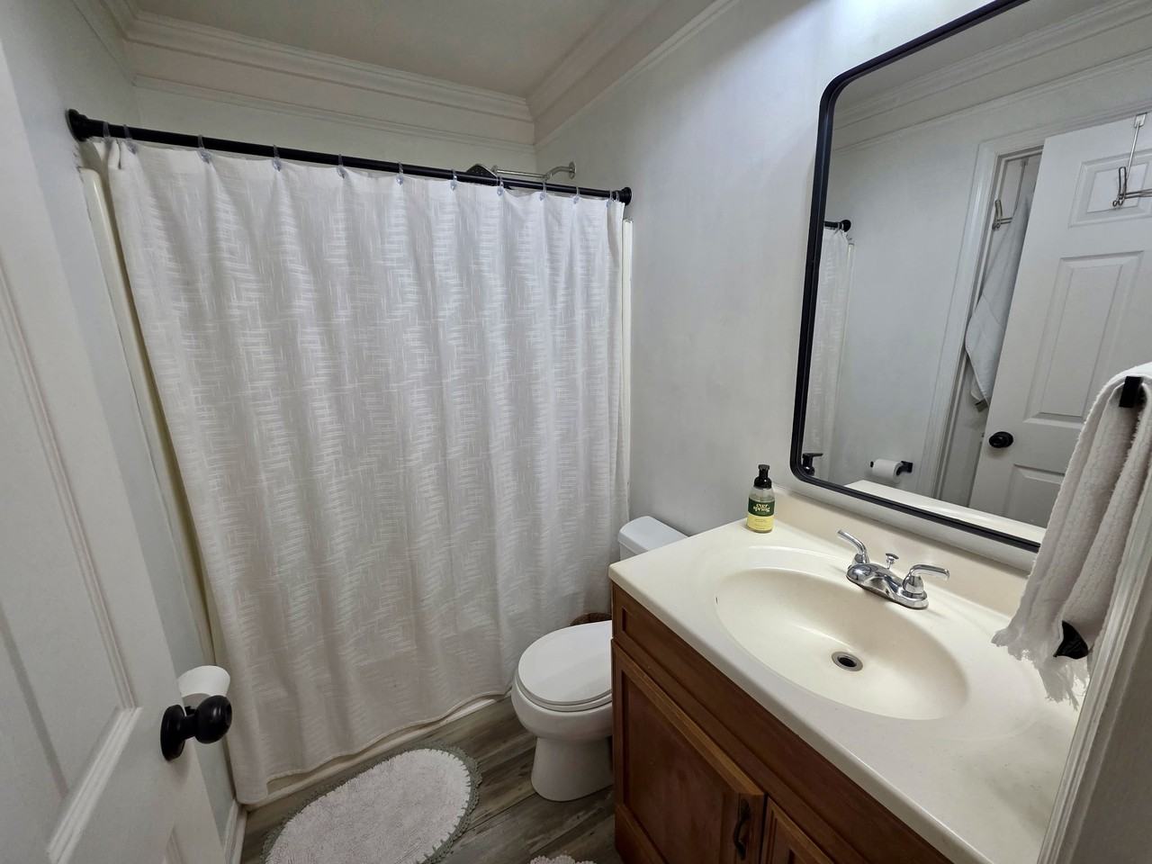 902 Sea Gull Dr - Photo 4 of 10