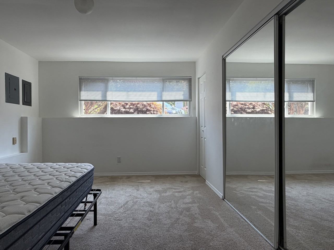 15428 Se 21st Pl #NA - Photo 5 of 13