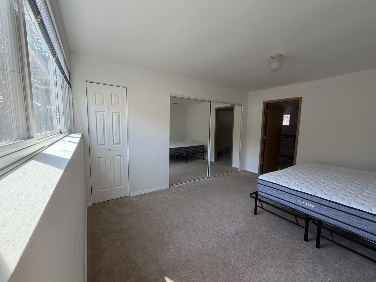 15428 Se 21st Pl #NA - Photo 6 of 13