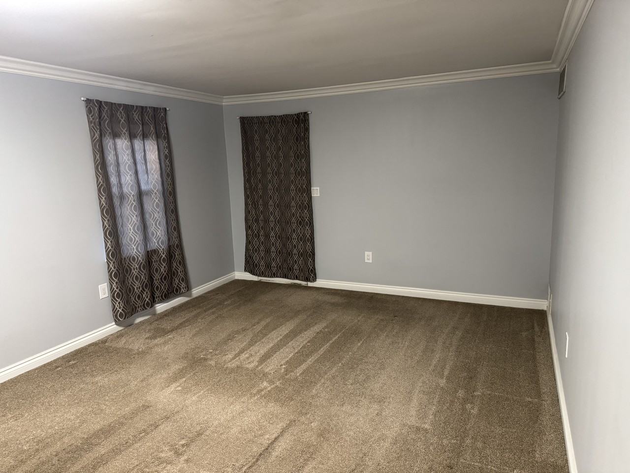 290 Shamrock Hl #NA - Photo 7 of 22
