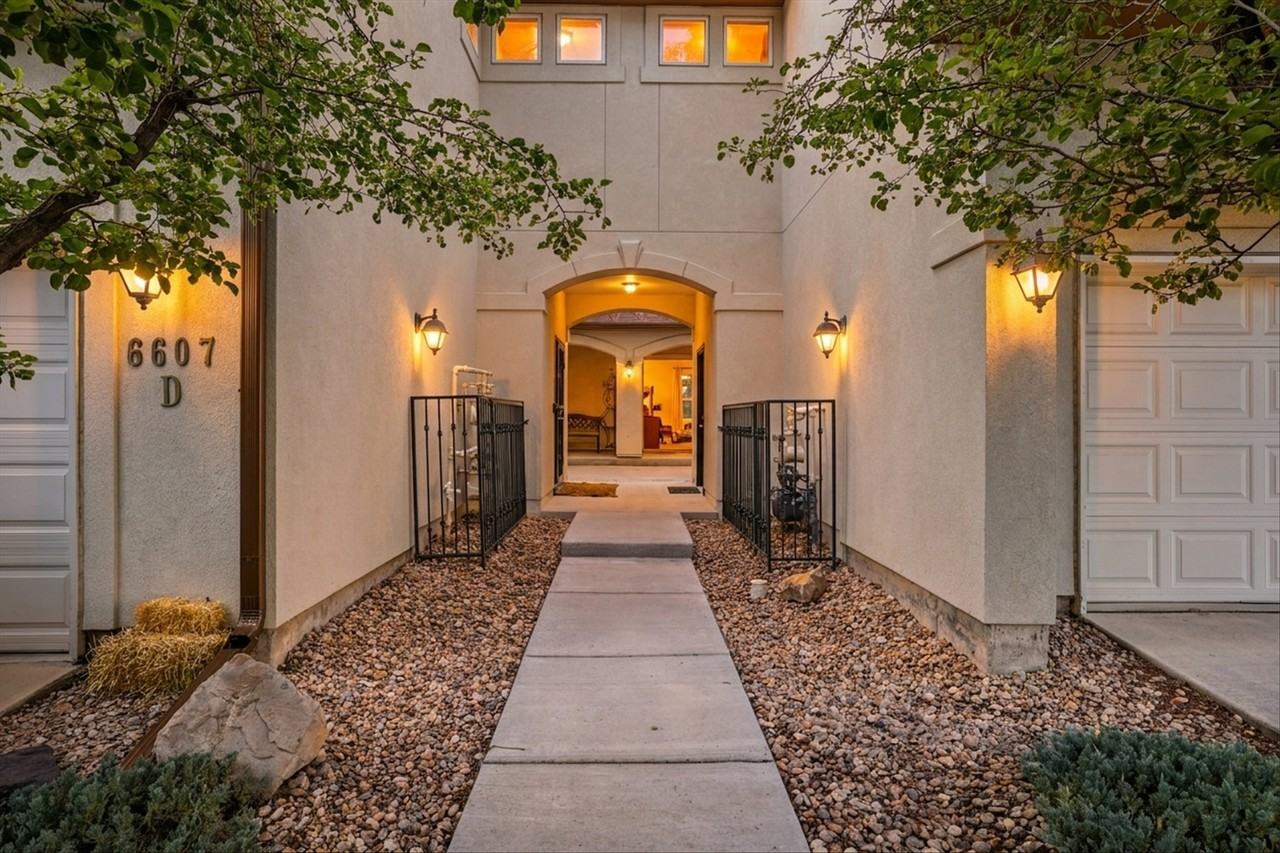 6607 S Forest Way #E - Photo 2 of 23