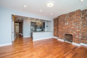 featured image of 836 Concord St #3A