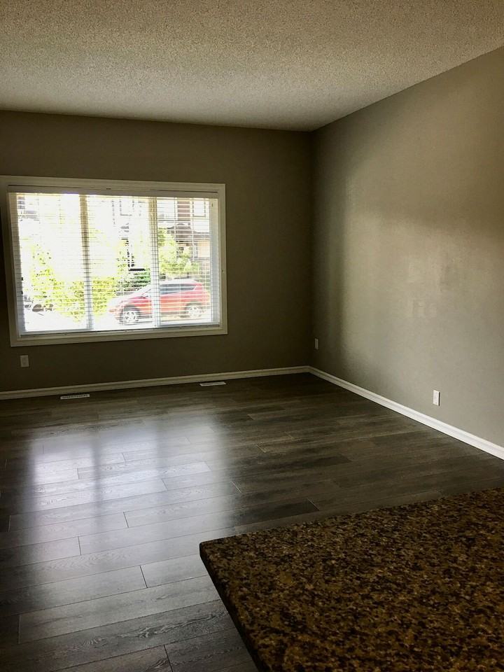 21932 90 Ave Nw - Photo 5 of 7