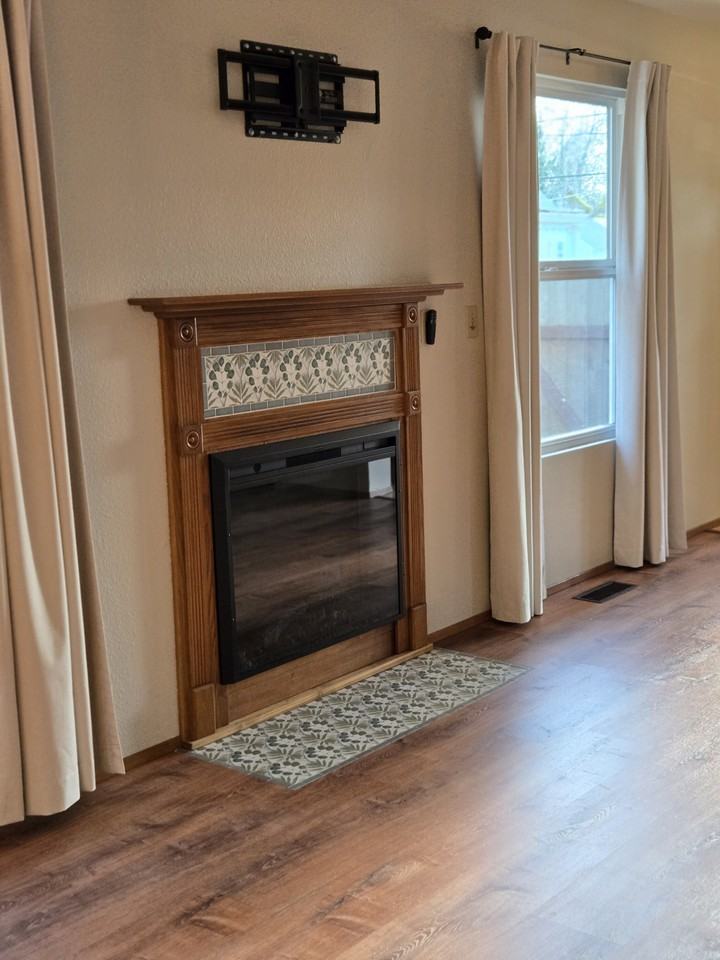 1140 Central St Ne #NA - Photo 5 of 20