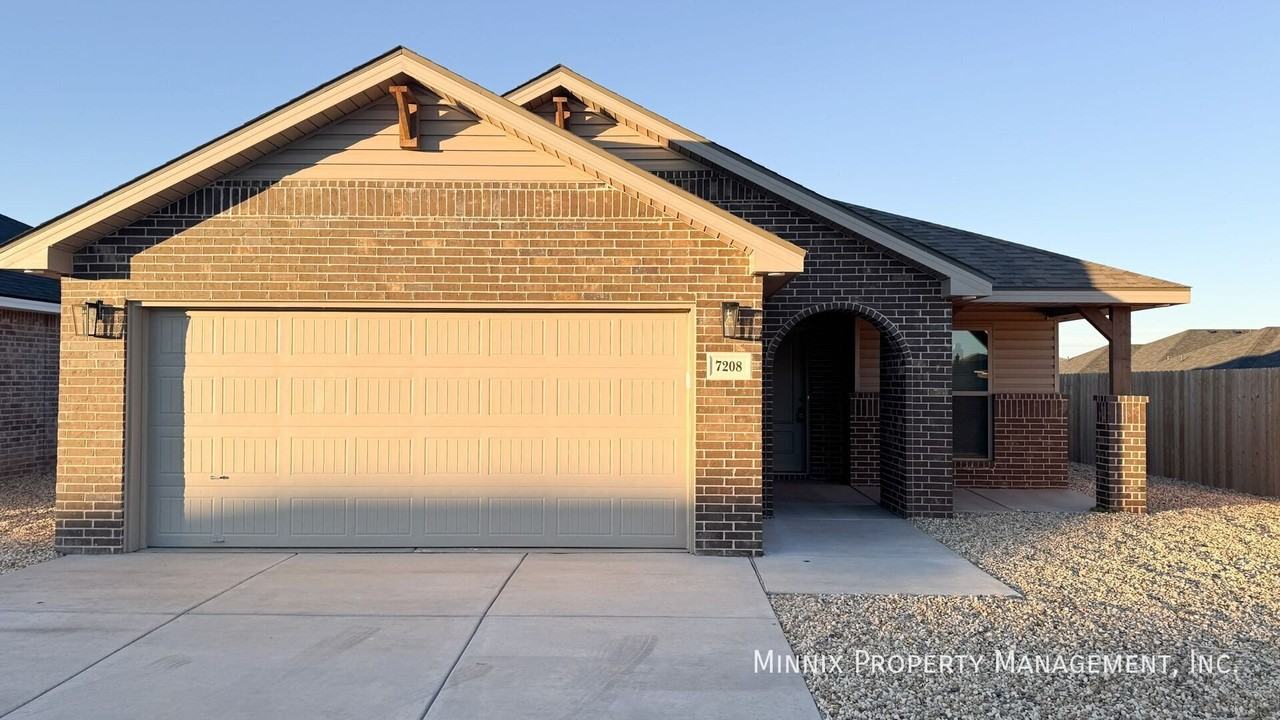 7208 35th St - Photo 3 of 23