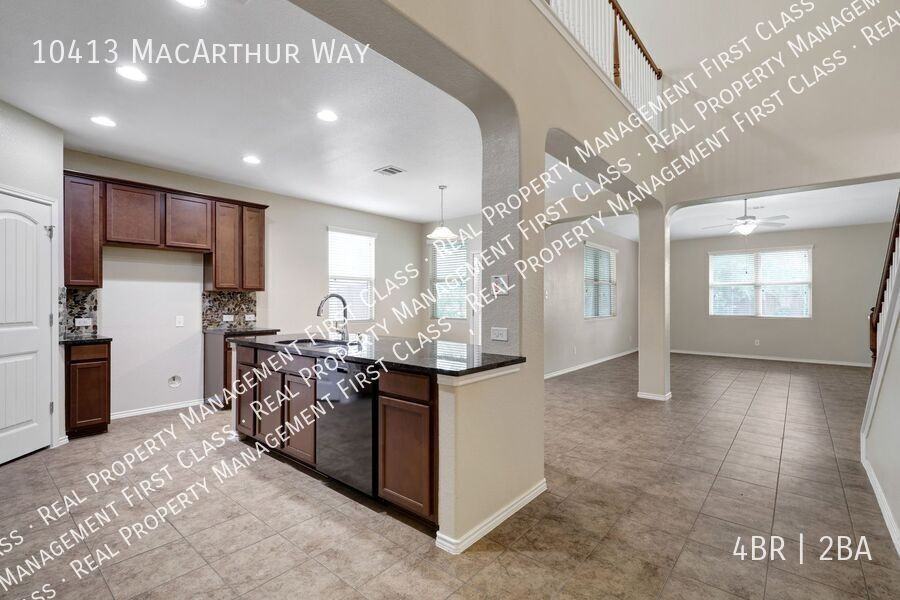 10413 Macarthur Way - Photo 7 of 35