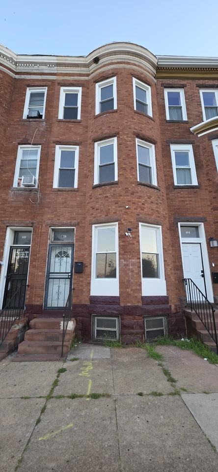 802 E North Ave