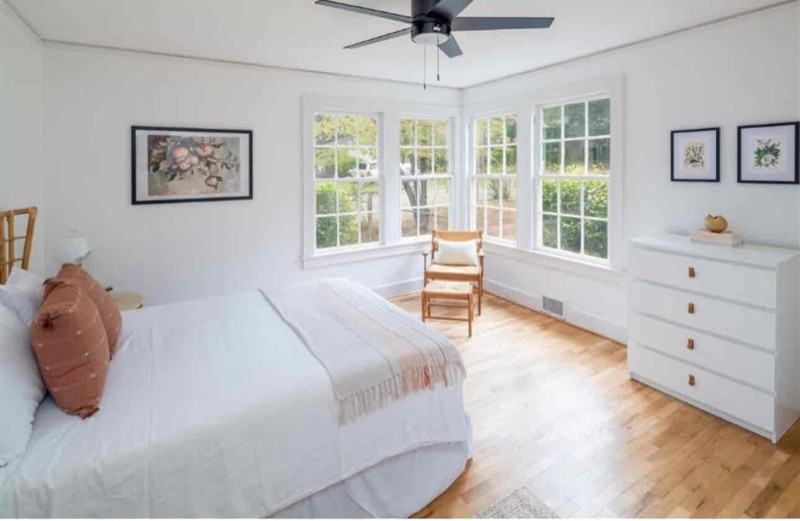 600 S Waccamaw Ave - Photo 6 of 10