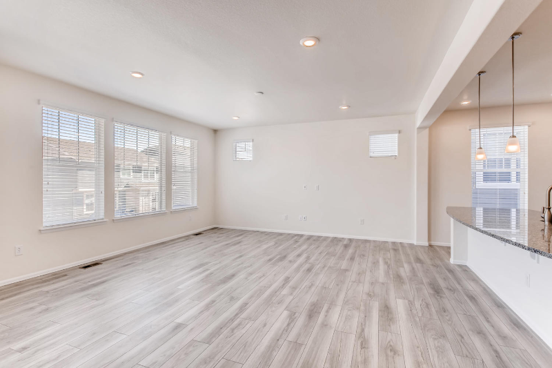 3202 Jonquil St - Photo 6 of 30