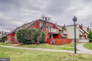 featured image of 3800 El Camino Pl #1