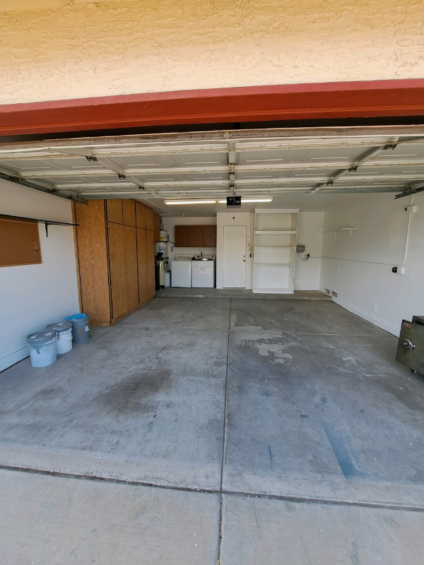 562 Liverpool Ave - Photo 6 of 35