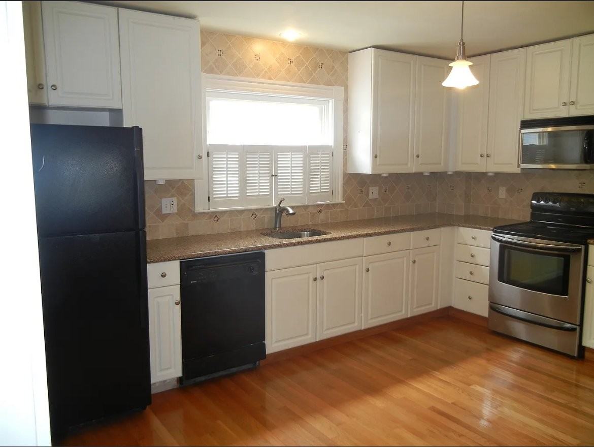 244 Aqueduct Rd - Photo 7 of 11