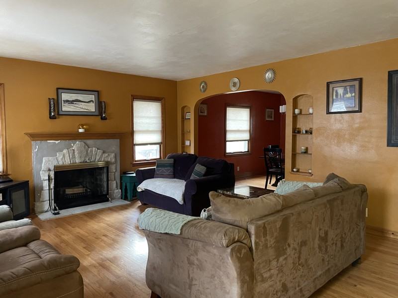 1122 Luther Ave - Photo 2 of 35