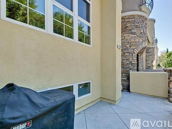 1038 Morse Ave - Photo 4 of 42