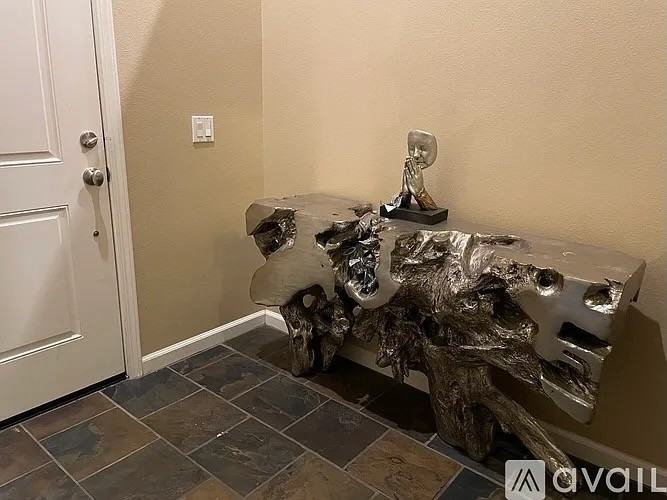 1038 Morse Ave - Photo 5 of 42