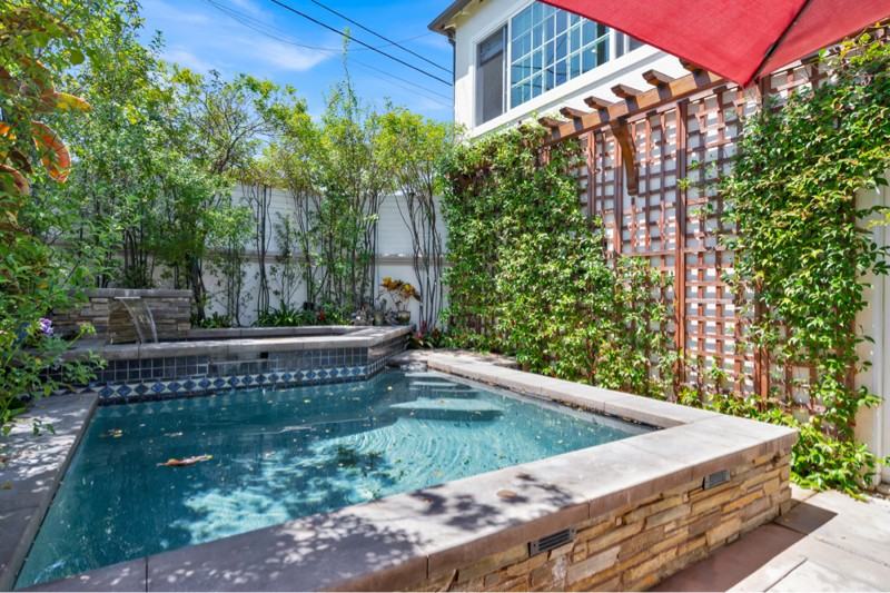 326 Arcadia Ave - Photo 3 of 30