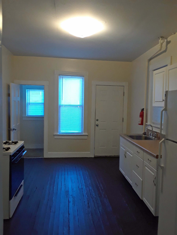 39 Meyers Ct - Photo 2 of 19