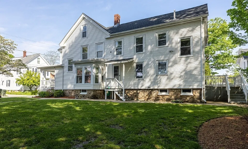 39 Franklin St #2 - Photo 4 of 16