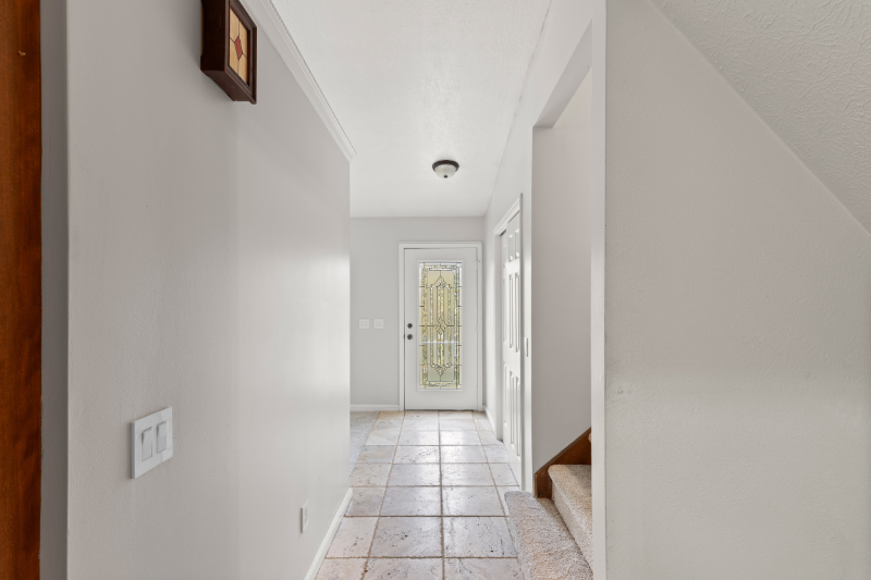 120 Windermere Dr - Photo 4 of 20