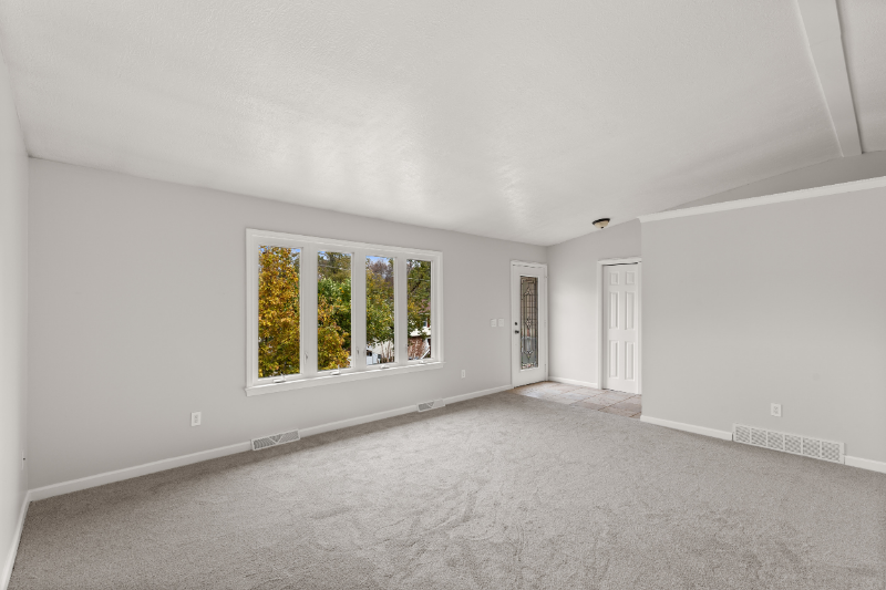 120 Windermere Dr - Photo 6 of 20