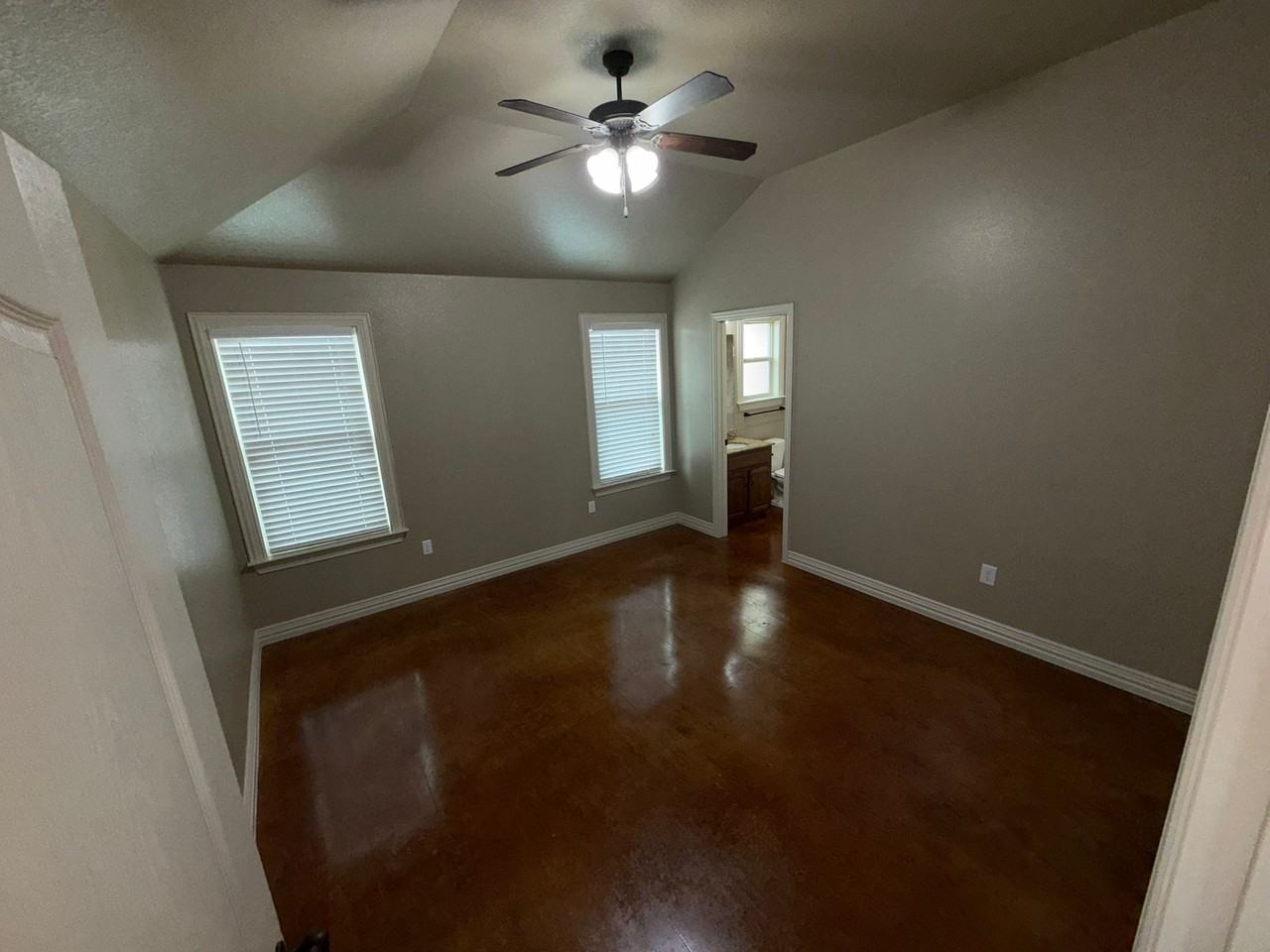 1107 Ferrara Circle - Photo 4 of 19