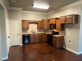 featured image of 606 Ferrara Cir