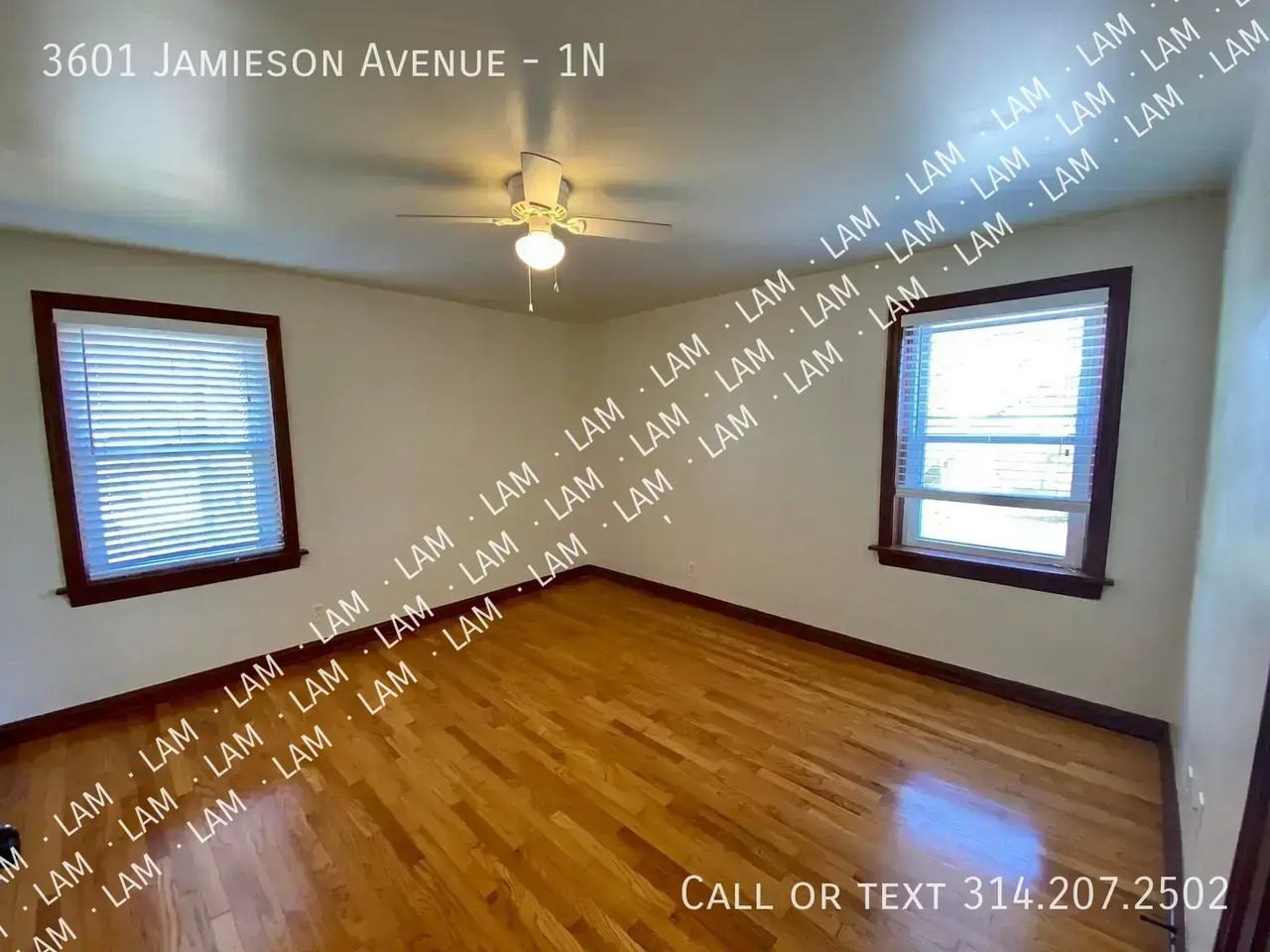 3601 Jamieson Ave #1N - Photo 4 of 9