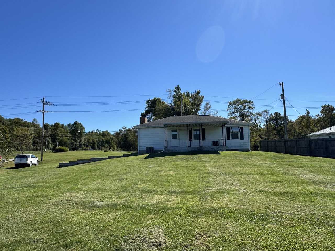 1385 E Rayletown Rd - Photo 5 of 17